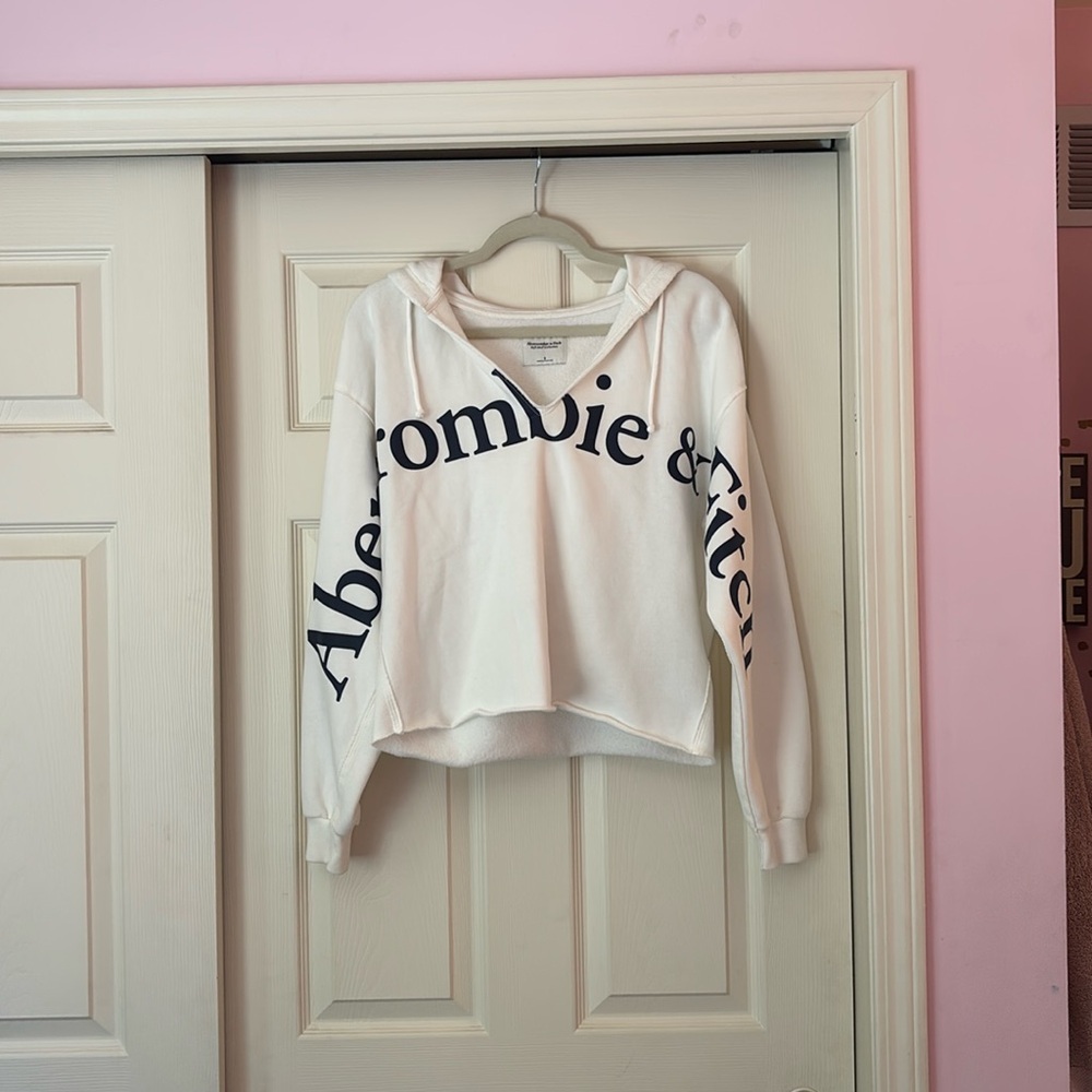 Abercrombie and Fitch white logo printed cropped hoodie sweatshirt